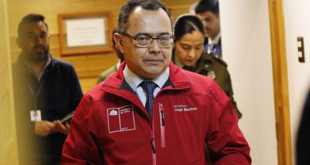 Desde la oposición aseguran que están evaluando una eventual acusación constitucional en contra del intendente de la Región de Valparaíso, Jorge Martínez, por su responsabilidad en los atropellos a los derechos humanos ocurridas en el último tiempo. FOTO: LEONARDO RUBILAR CHANDIA/AGENCIAUNO
