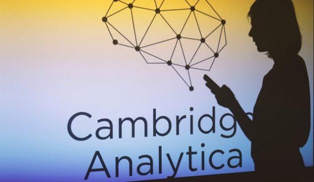 Cambridge Analytica, compañía de minería de datos acusada de utilizar información de millones de usuarios para influir en su decisión a la hora de votar en las elecciones presidenciales de Estados Unidos de 2016 y que tuvieron por ganador a Donald Trump en una peleada votación ante Hillary Clinton. Foto: Archivo.
