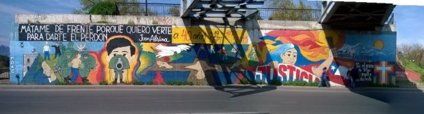 Mural de Mico en el memorial del Puente Bulnes.