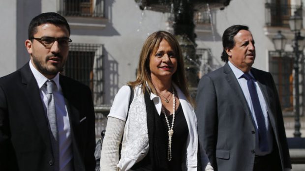 La UDI ha sido enfática a la hora de señalar que no se necesita contar con una nueva Carta Magna y que solo se le deben hacer modificaciones al actual texto, redactado en dictadura por el fallecido senador Jaime Guzmán, fundador del partido. Foto: Agencia UNO.