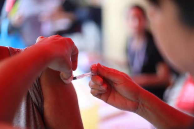 Según la información publicada en el portal del Ministerio de Salud, la influenza es un virus que puede causar una enfermedad leve o grave, y en ocasiones puede llevar a la muerte. La mejor manera de prevenir la influenza es vacunándose. Foto: Archivo.