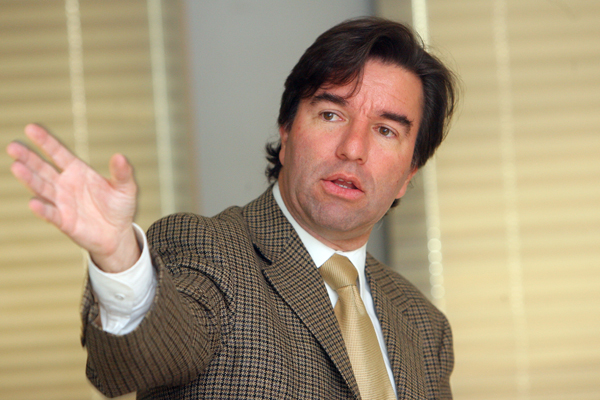 Hernán Frigolett.