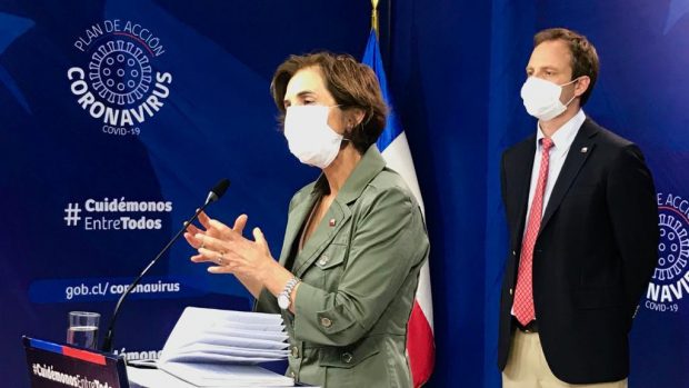 La subsecretaria de Salud Pública, Paula Daza, y el subsecretario de Redes Asistenciales, Arturo Zúñiga. Foto: Ministerio de Salud.