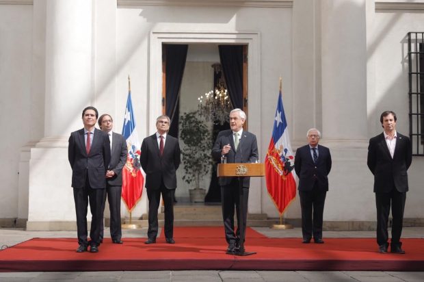Desde el Palacio de La Moneda, el ministro de Hacienda, Ignacio Briones, detalló las medidas económicas anunciadas por el presidente Sebastián Piñera para enfrentar la crisis producto de la pandemia del coronavirus. Foto: Ministerio de Hacienda.