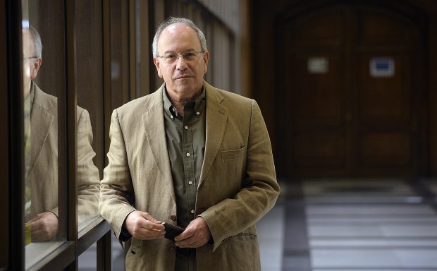 El diputado y ex candidato presidencial, Tomás Hirsch, criticó el gasto de más de $10.700 millones por parte de Carabineros para la compra de vehículos blindados. " Foto: Pablo Ovalle / Agencia UNO.