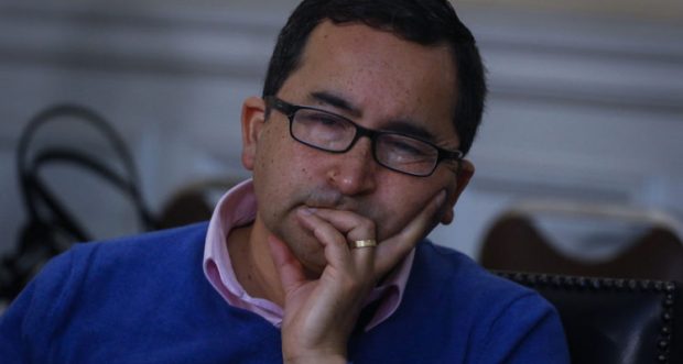 Félix González.