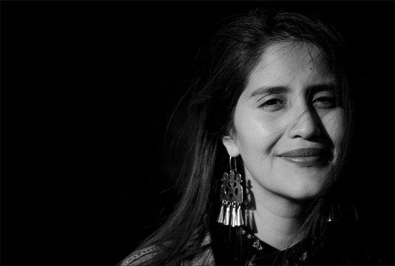 Daniela Catrileo, poeta mapuche y profesora de Filosofía. Autora de "Río herido" y "Guerra florida".