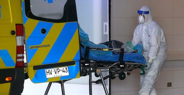 En los últimos siete días, los contagiados que fueron hospitalizados en una cama de mediana complejidad aumentaron en un 10 por ciento, pasando de 586 a 644. Foto: Archivo.