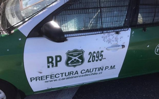 El pasado viernes 30 de octubre desconocidos dispararon con armas de fuego a una patrulla de Carabineros, quedando herido el cabo segundo Eugenio Naim (24), quien luego falleció en el hospital. Foto: Archivo.