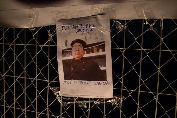 Fotografía de Julián Pérez colgada en una manifestación realizada en Renca.