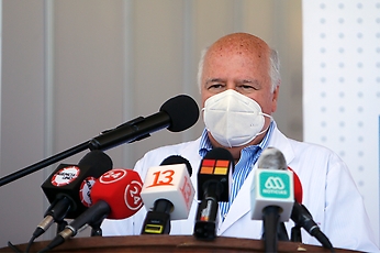 Para Sergio Vargas, investigador del ICBM de la U. de Chile el convenio "es el fruto de muchos meses de planificación tras un objetivo, llevar al lado del enfermo el conocimiento científico".