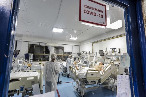 Covid-19-Chile-covid-coronavirus-camas-uci