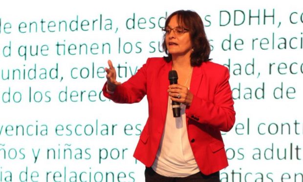 Francis Valverde, directora ejecutiva de ACHNU.