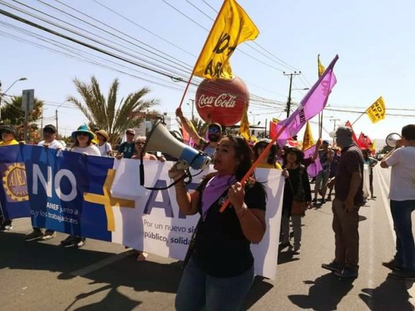 MEGÁFONO MARCHA (2)