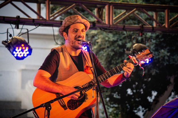 Concierto infantil: La guitarra y el juglar junto a Leo Fontecilla.