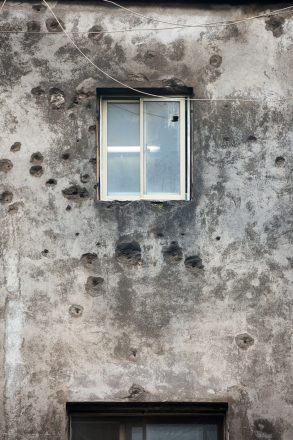 Ventana en el sector de Parque Almagro. Alex Díaz.