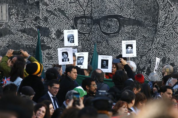 Santiago, 11 de septiembre de 2022. Conmemoracion de los 50 aos del Golpe de Estado en el Palacio de La Moneda. Javier Salvo/Aton Chile