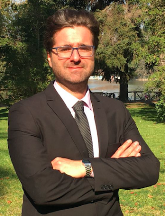 Académico, Juan Enrique Serrano. 