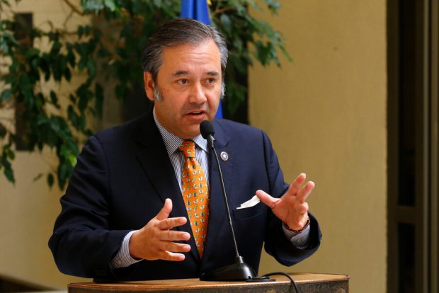 diputado republicano Agustin Romero.