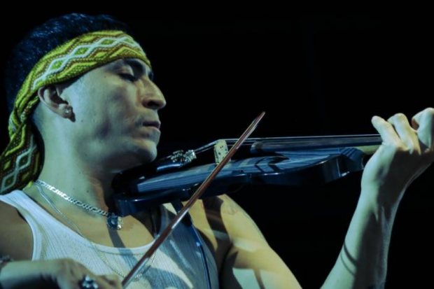 Presentación de musical de "ÜÑÜM"