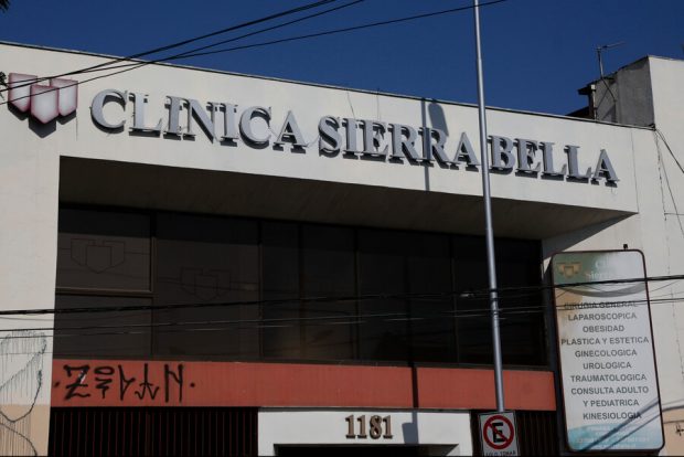 Frontis de la ex clínica Sierra Bella.