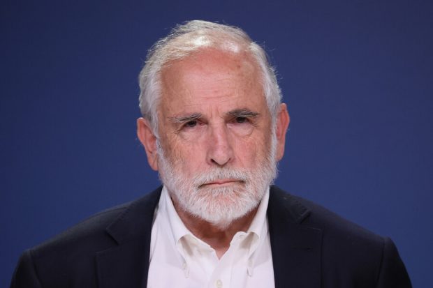 Ministro de Vivienda y Urbanismo, Carlos Montes.