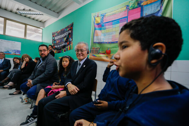 Niños del Liceo Portal comentan la iniciativa "Sumo Primero".