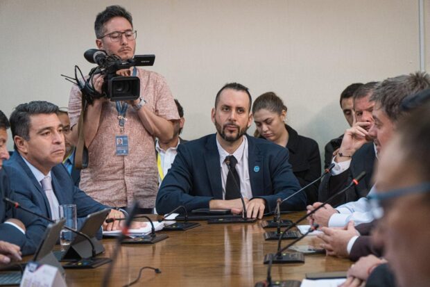 Diputado Andrés Giordano en comisión de Deportes