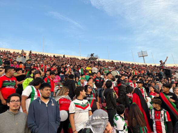 Hinchada de Palestino previo al cotejo. Foto: Alexis Polo González