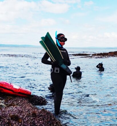 Daniela Magnasco en taller de buceo Punta Arenas
