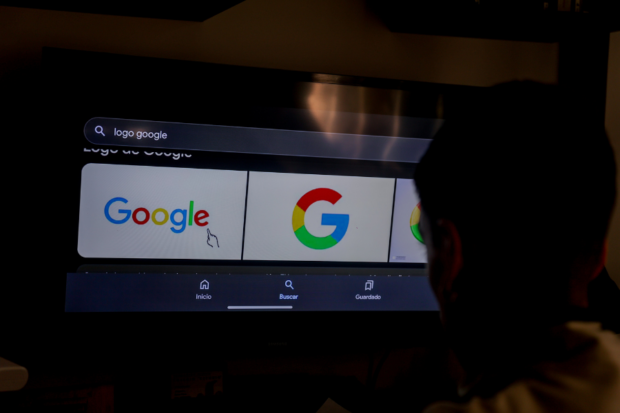 FNE acusa a Google por abuso de posición dominante y pide multa al TDLC
