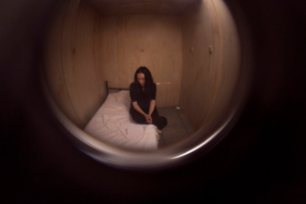 Performance "Distopía", Museo de la Memoria y los Derechos Humanos, Santiago 2015. Documentación fotográfica: Marileu Avendaño