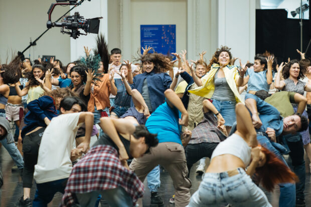 Still de "La Ola", película dirigida por Sebastián Lelio.