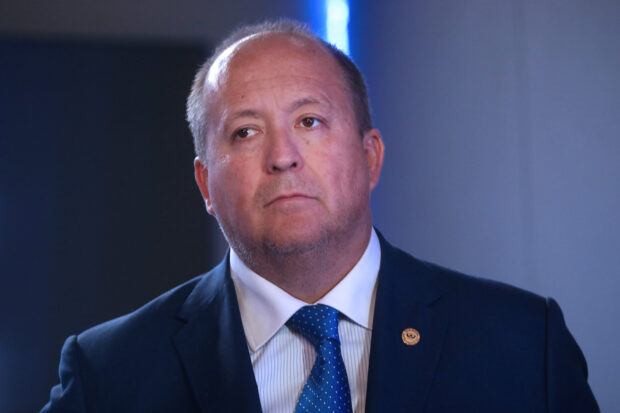 Santiago 17 de abril 2025. El Ministro de Seguridad Publica, el Director General de la PDI, y el Fiscal Nacional, dan a conocer dos importantes resultados operativos ocurridos en las ultimas horas concretados por la Bipe Antisecuestros Metropolitana en conjunto con los Equipos ECOH de las Regiones Metropolitana y O«Higgins. Javier Salvo/Aton Chile