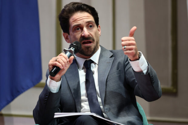 Gonzalo Winter en debate oficialista