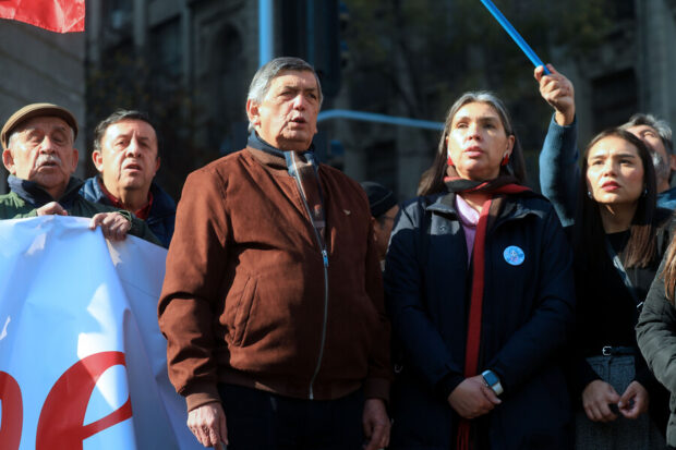 Partido Comunista conmemora el natalicio del expresidente Salvador Allende. Javier Salvo/Aton Chile.