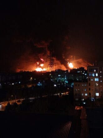 Teherán, Capital de Irán bajo bombardeo. Vía X@ehsanext 15/06/2025