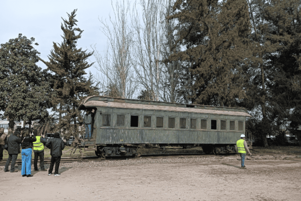Piezas del Ferrocarril Antofagasta-Bolivia (FCAB) que llegaron al Museo Ferroviario.