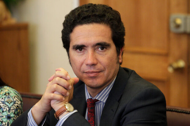 Ignacio Briones.