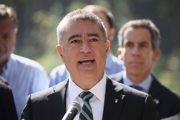 Alcalde de Santiago, Mario Desbordes.