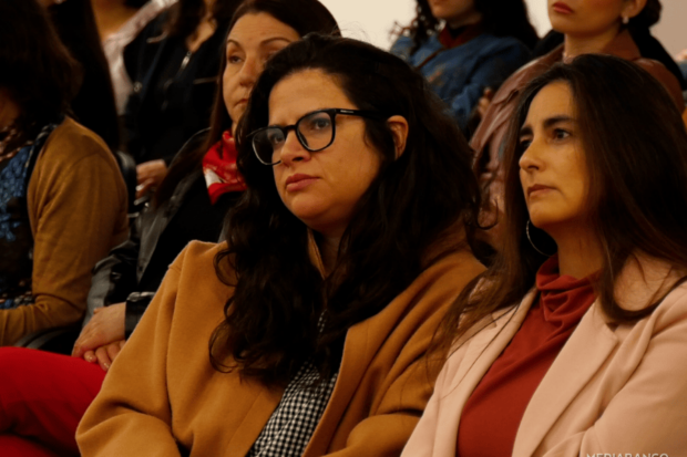 La ministra de la Mujer, Antonia Orellana, durante la presentación de la Estrategia para reducir las barreras que limitan la autonomía económica de las mujeres". Foto: Mediabanco.