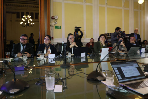 Discusión por proyecto de ley que busca regular el uso de licencias médicas