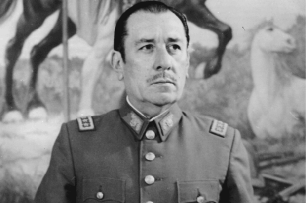 Retrato del exgeneral Carlos Prats