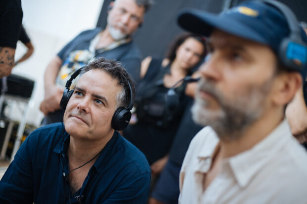 Sebastián Lelio en el rodaje de "La Ola".