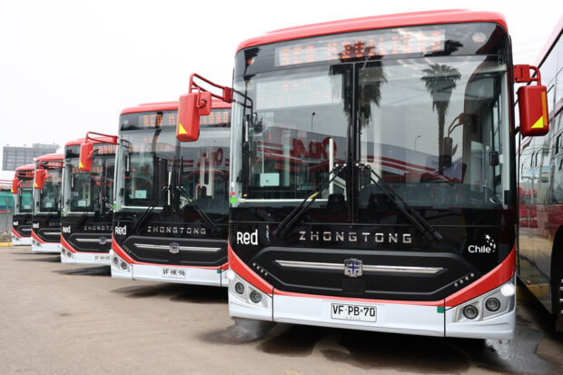 Puesta en marcha de mas de 300 nuevos buses electricos para el Gran Santiago