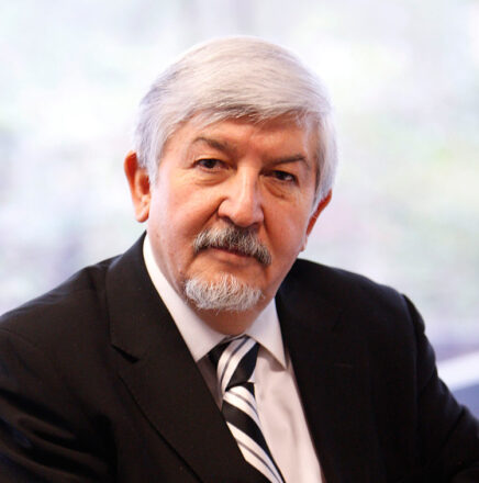 Osvaldo Rosales, Ex Director de la División de Comercio Internacional e Integración de la CEPAL.