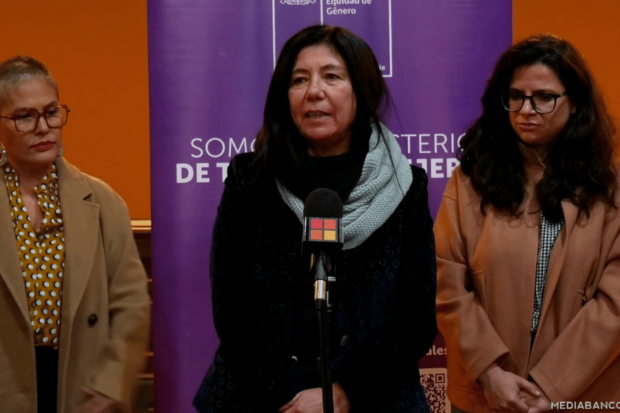 La subsecretaria de la Mujer, Claudia Donaire, durante la presentación de la Estrategia para reducir las barreras que limitan la autonomía económica de las mujeres". Foto: Mediabanco.