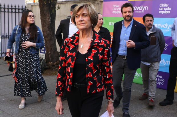 Abanderada de Chile Vamos, Evelyn Matthei. Imagen: Agencia ATON.