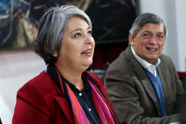 Lautaro Carmona y Jeannette Jara- Foto: Javier Salvo/Aton Chile