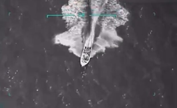 Uno de los bombardeos estadounidenses contra una barca en el Caribe.